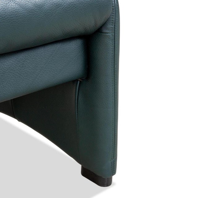 Set of Atlanta Leather Chair and Ottoman from Laauser For Sale - Image 10 of 18