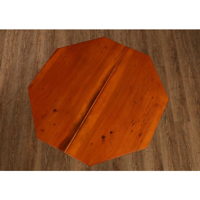 Antique Continental Pine Octagonal Rent Table For Sale In Philadelphia - Image 6 of 18