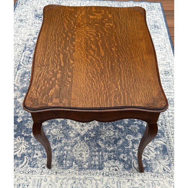 Antique Tiger Oak Library Table – Carved Apron & Cabriole Legs A beautifully refinished quarter‑sawn tiger oak side table...