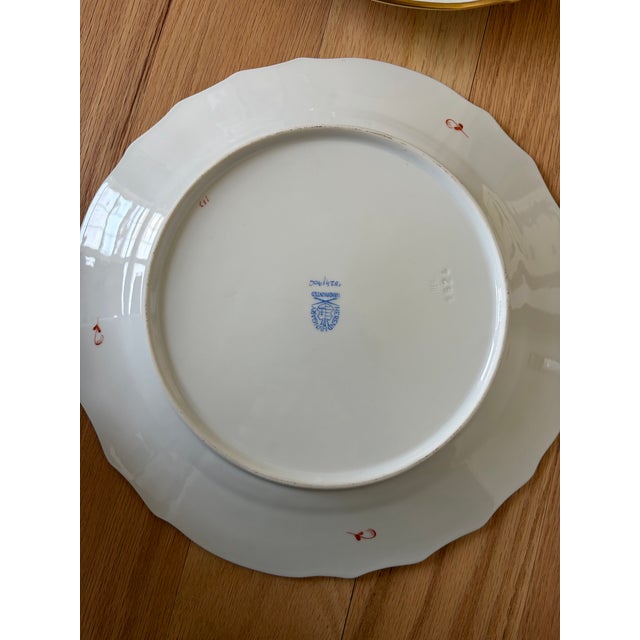 2000 - 2009 Vintage Herend Hungary Chinese Bouquet Rust Dinner Plates - a Pair For Sale - Image 5 of 5