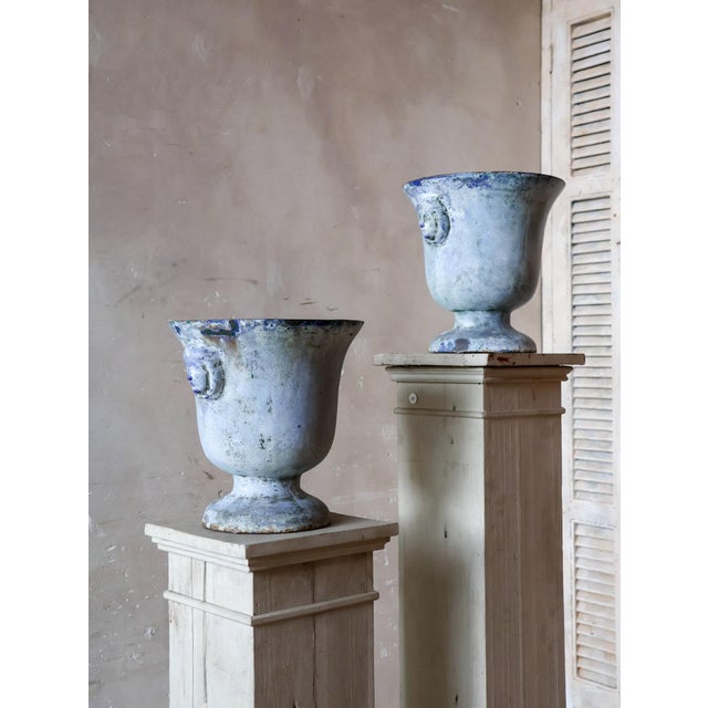 Antique French Cast Iron Garden Urns by Paris and Cie, 1890s, Set of 2 For Sale - Image 3 of 10
