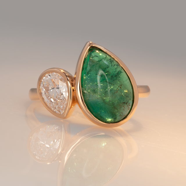 2020s 3.7Ct Zambian Emerald Ring With Lab Created Diamond: Solid 14k Gold, Size 6.75 For Sale - Image 5 of 12