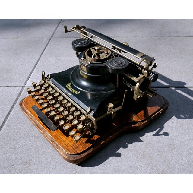 American, unique Hammond Write Machine No. 26 from 1915 The typewriter is mounted on an original oak base and has original...