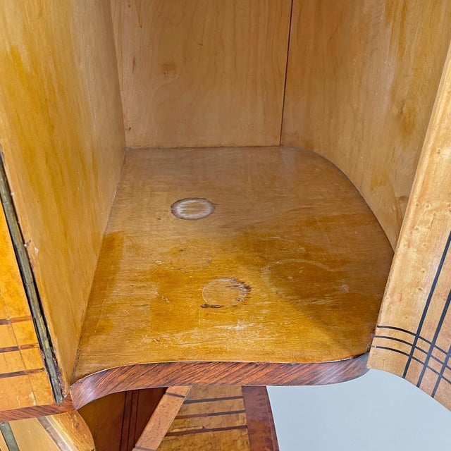 Art Deco Italian Wooden Bar Cabinet Mirrored Doors and Decorative Inlays, 1930s For Sale - Image 15 of 18