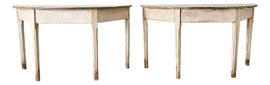 Example of Demi-lune Tables