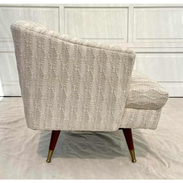 Mid-Century Modern Lounge Armchair Newly Upholstered For Sale - Image 9 of 12