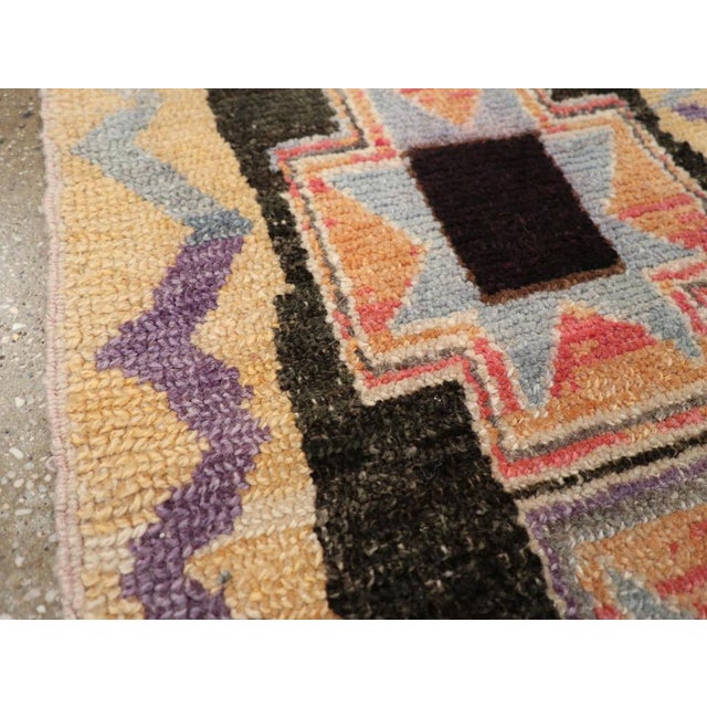 Tribal Galerie Shabab Collection Mid-20th Century Handmade Turkish Anatolian Throw Rug For Sale - Image 3 of 8