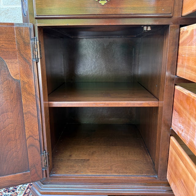 Ethan Allen 1980s Ethan Allen Georgian Court Solid Cherry 8 Drawer Low Dresser & Trifold Mirror (11-5223) For Sale - Image 4 of 18