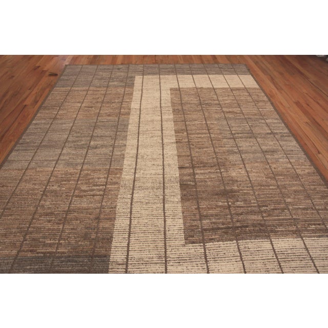Nazmiyal Collection Brown Earthy Modern Rug For Sale - Image 4 of 6