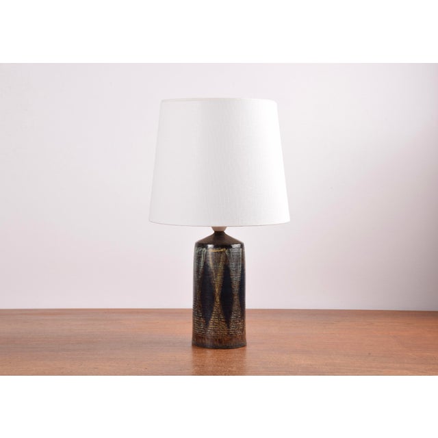 Mid-Century Modern Danish Studio Pottery Table Lamp with Graphic Hand-Painted Decor by Kai Klinge, 1960 For Sale - Image 12 of 12