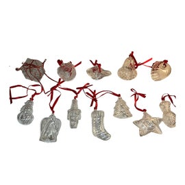 Example of Steuben Glass Holiday Decor