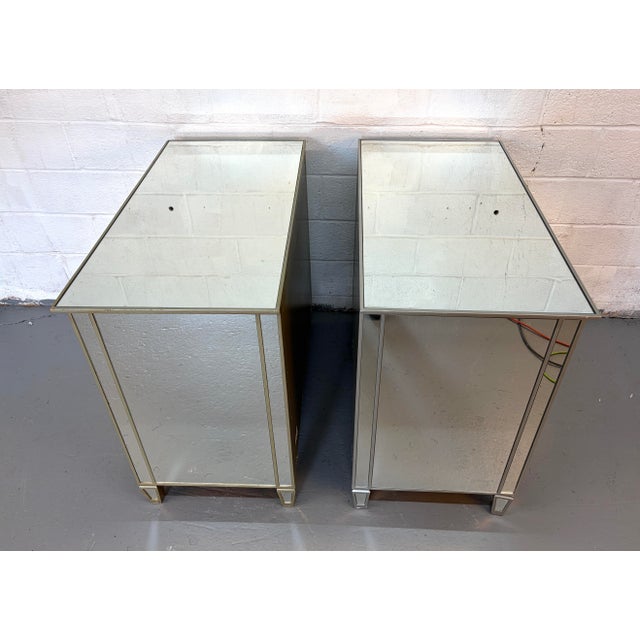 Hollywood Regency Style Mirrored Three- Drawer Dressers, A Pair For Sale In New York - Image 6 of 17