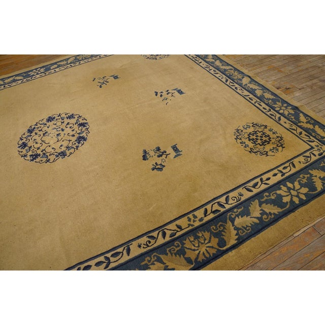 1920s Beige Field Medallion Deco Antique Chinese Peking Room Size Knotted Rug For Sale - Image 9 of 10