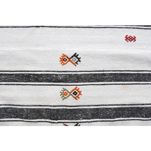 Vintage Turkish Hand-Knotted Wool Cotton White Kilim Area Rug For Sale - Image 6 of 10
