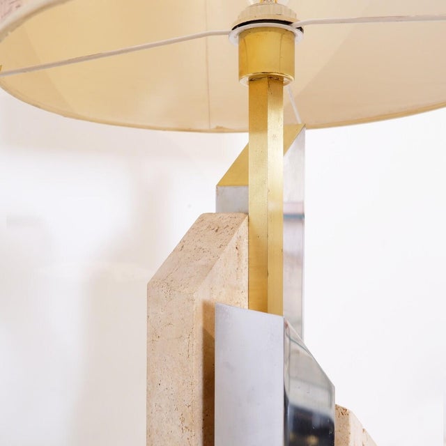 Tall Skyscaper Table Lamp in Travertine, Chrome and Brass by Sciolari, 1970s For Sale - Image 9 of 15