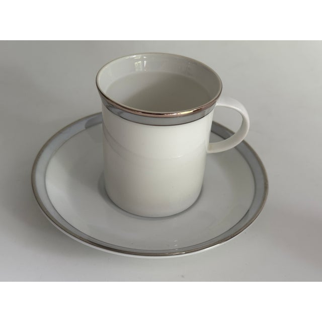 Modern Berlin Friedrichstraße Coffee Cup and Saucer by Hans-Theodor Baumann for Rosenthal Germany, 1980, Set of 12 For Sale - Image 3 of 5