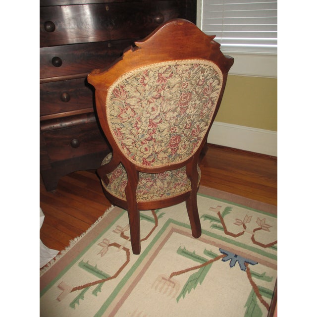 Late 19th Century Antique Victorian Ornate Walnut Rose Tapestry Ladies / Slipper Chair For Sale - Image 5 of 6