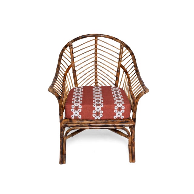 A truly versatile statement chair, designed to draw attention in the office, living room or at the dining table. Our Piolo...