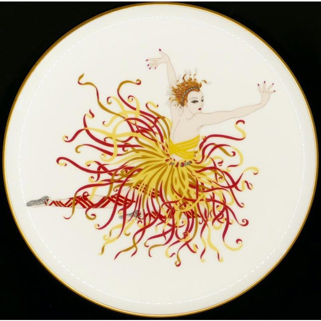 Ballerina Applause Plate in Decorative Porcelain, Japan, 1985 For Sale - Image 3 of 5
