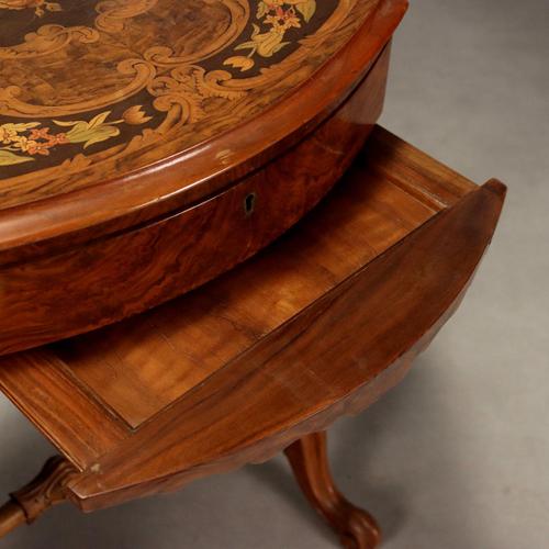 Coffee Table in Walnut and Walnut Burl For Sale - Image 5 of 11