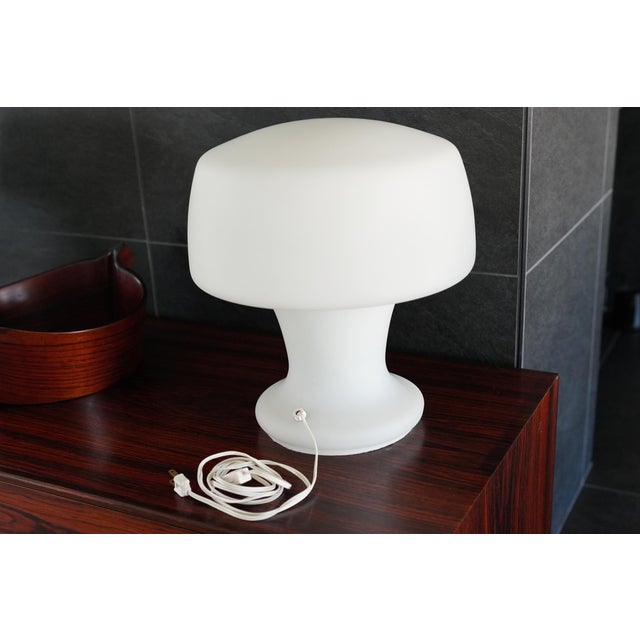 Laurel Lamp Company 1960s Laurel Mushroom Mid-Century Modern Lamps - a Pair For Sale - Image 4 of 14