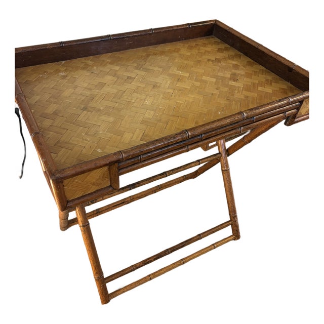 Vintage 1970s British Colonial–style Faux Bamboo Tray Table. For Sale