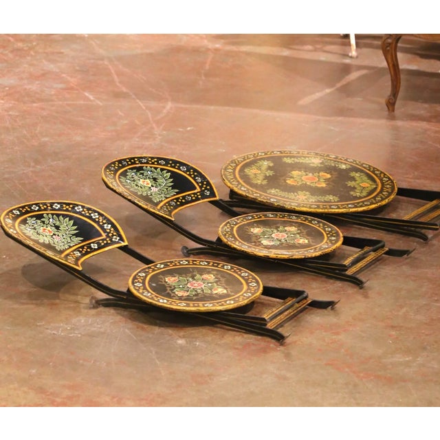 Early 20th Century French Hand-Painted Wrought Iron Folding Bistro Set, 3 Pieces For Sale - Image 12 of 14