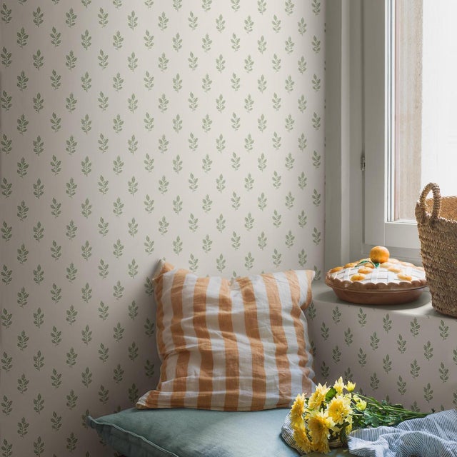 English Sample - Boråstapeter Little Oak Wallcovering In Green For Sale - Image 3 of 4