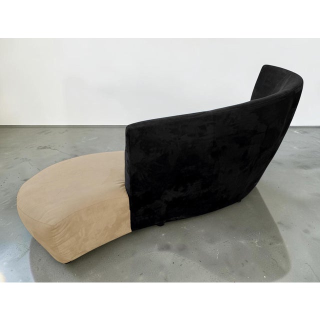 Vladimir Kagan Serpentine Curved Two-Tone Sofa For Sale - Image 13 of 17