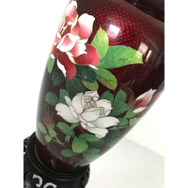 Old Japanese 'Red and White Roses' Vase Ginbari Cloisonné With Solid Silver Trim For Sale In Tampa - Image 6 of 8