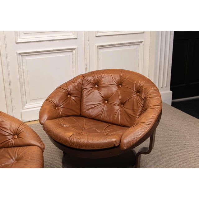 1970s Leather Convair Swivel Chairs attributed to Oddmund Vad for Vad Trevarefabrikk, 1970, Set of 2 For Sale - Image 5 of 15