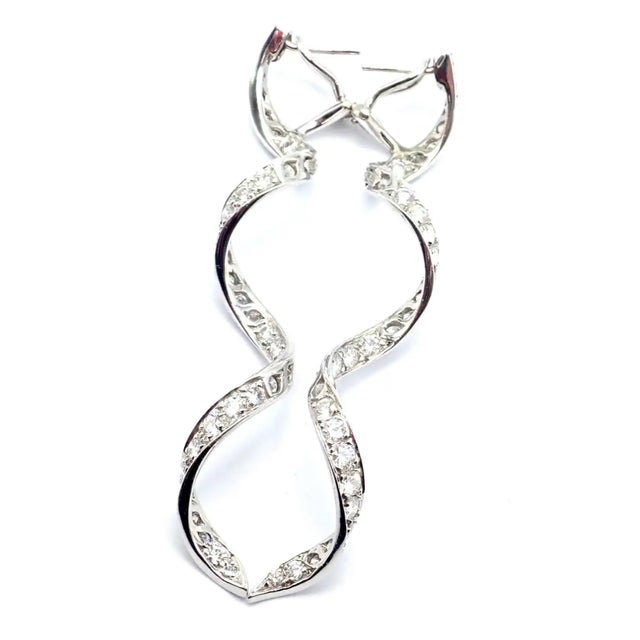 Mid 20th Century Harry Winston Diamond Twisted Long Hanging Drop Platinum Earrings, A Pair For Sale - Image 10 of 14