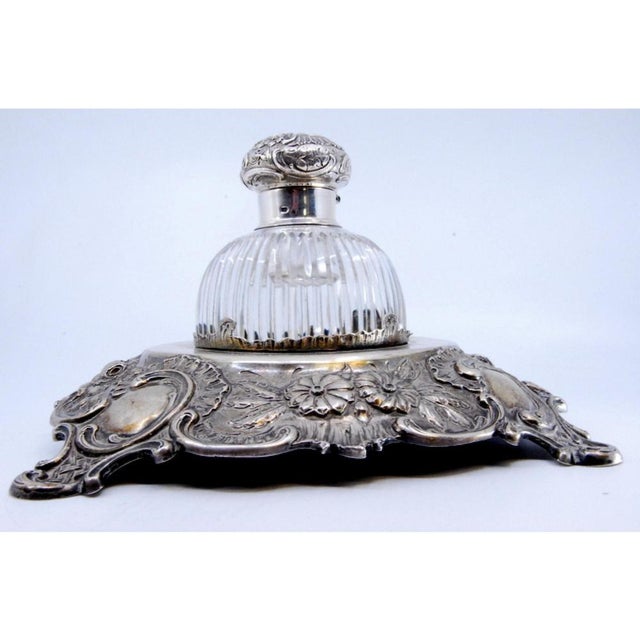 Inkwell in Relief Silver with Shells, Scrolls and Cut Glass Tank For Sale - Image 9 of 10
