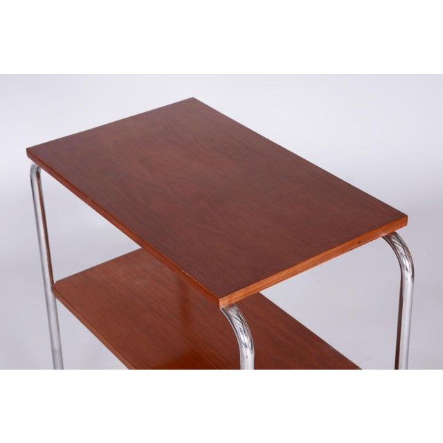 Wood Bauhaus Side Table in Walnut and Chrome attributed to Hynek Gottwald, 1930s For Sale - Image 7 of 10