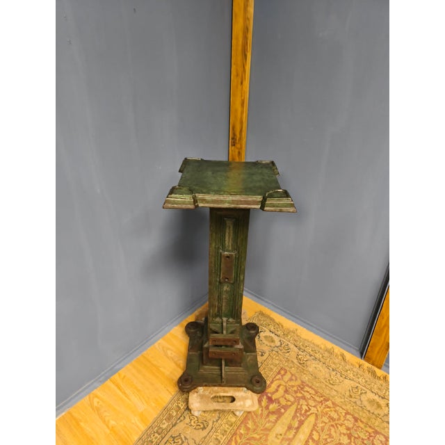 Large Cast Iron Pedestal with Cast Iron Machine Leg, 1890s, Set of 2 For Sale - Image 4 of 18