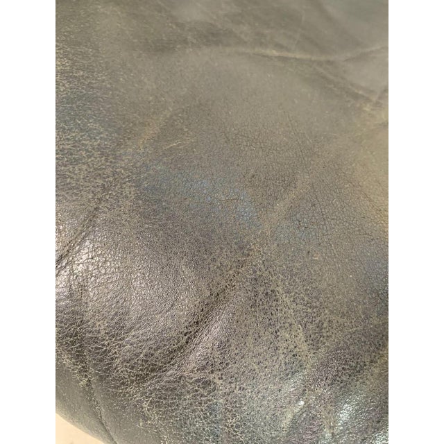 Erasmo Black Leather Sofas attributed to Afra and Tobia Scarpa for B&b Italia, 1960s, Set of 2 For Sale - Image 9 of 18