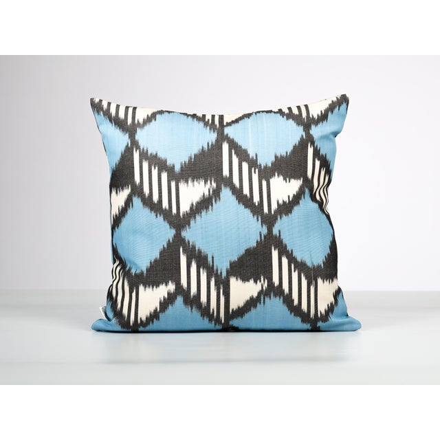 Authentic Handmade Uzbek Ikat Pillow Cover — Crafted in Margilan, Uzbekistan Bring timeless craftsmanship and rich...