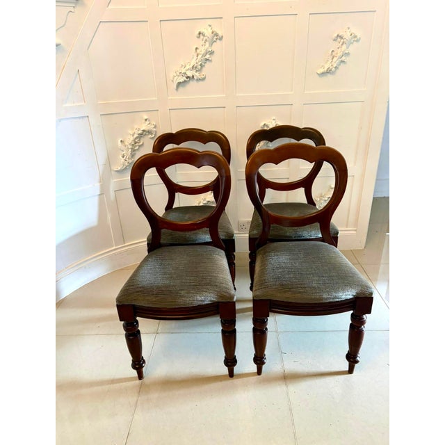 Antique Victorian Mahogany Balloon Back Dining Chairs, 1860, Set of 4 For Sale - Image 13 of 13