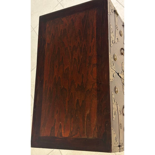 Campaign Late 20th Century Walnut Campaign Chest For Sale - Image 3 of 7