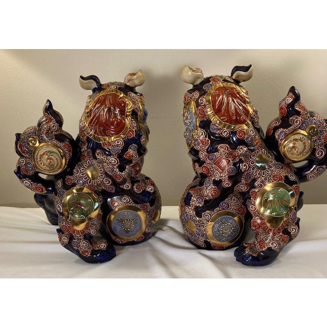 Japanese Japanese Taisho Period Cobalt Blue Kutani Foo Dogs Shishi / Temple Lions For Sale - Image 3 of 17