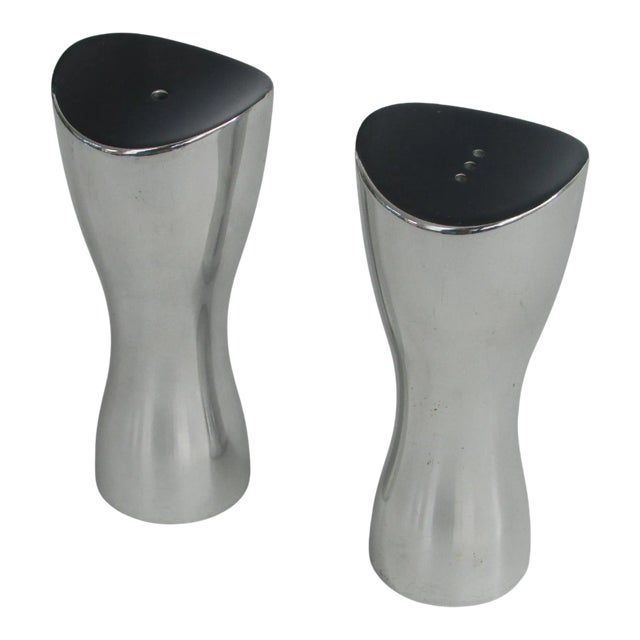 Nambe Studio Polished Modernist Aluminum Salt Pepper Shakers - A Pair For Sale