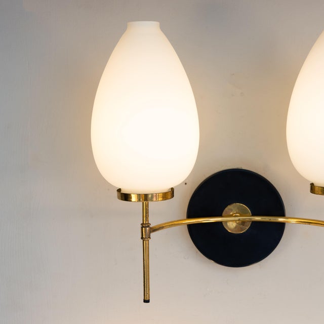 Glass and Brass Wall Lamps, 1950s, Set of 2 For Sale - Image 4 of 7