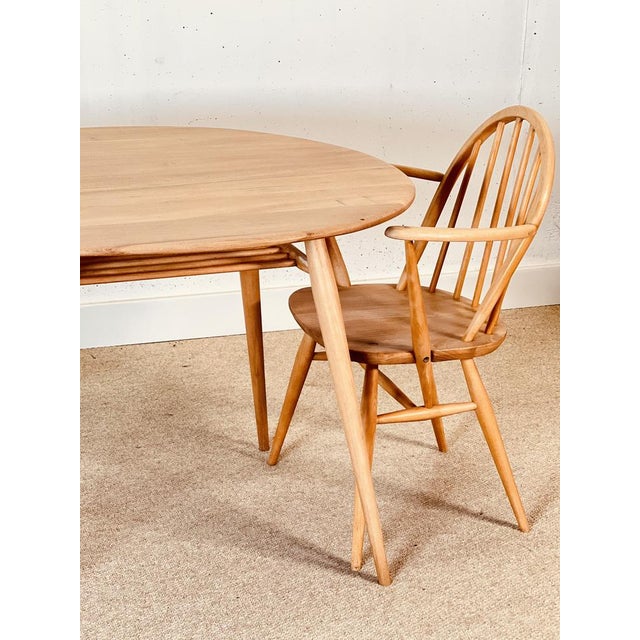 Wood Mid-Century Round Dining Table by Lucian Ercolani, 1960s For Sale - Image 7 of 10