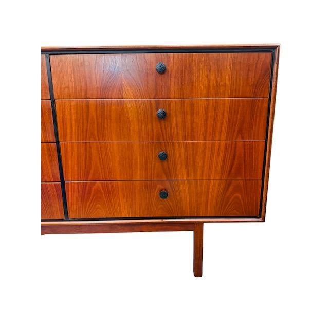1960s Jack Cartwright for Founders Walnut Dresser For Sale - Image 11 of 15