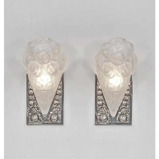 Art Deco A Pair of French Art Deco Wall Sconces by Dgue 1930 France - 2 Pairs Available For Sale - Image 3 of 8