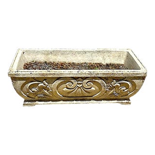 1950s Vintage Fleur Di Lis Rectangular French Concrete Planter For Sale