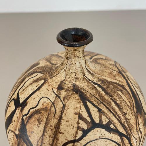Abstract Ceramic Studio Pottery Vase attributed to Gerhard Liebenthron, Germany, 1980s For Sale - Image 11 of 15