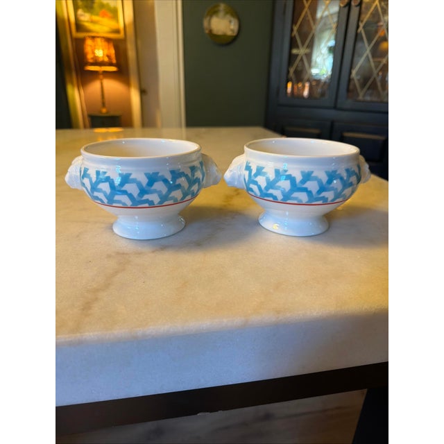 Villeroy & Boch Lina Aqua Porcelian Pedestal Lion Head Soup Bowl Set of 2 For Sale - Image 9 of 16
