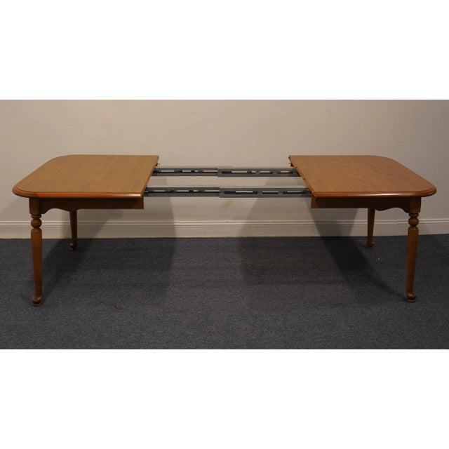 Ethan Allen Heirloom Nutmeg Maple Colonial Early American 96" Dining Table 10-6163p For Sale In Kansas City - Image 6 of 12