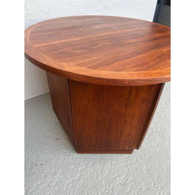 Mid-Century Modern Lane Furniture Round Solid Walnut Accent Table 1960’s For Sale - Image 3 of 8